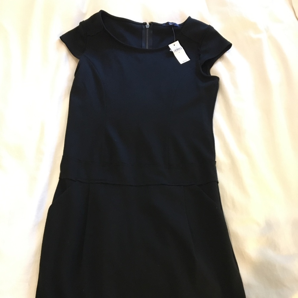 NWT Gap dress